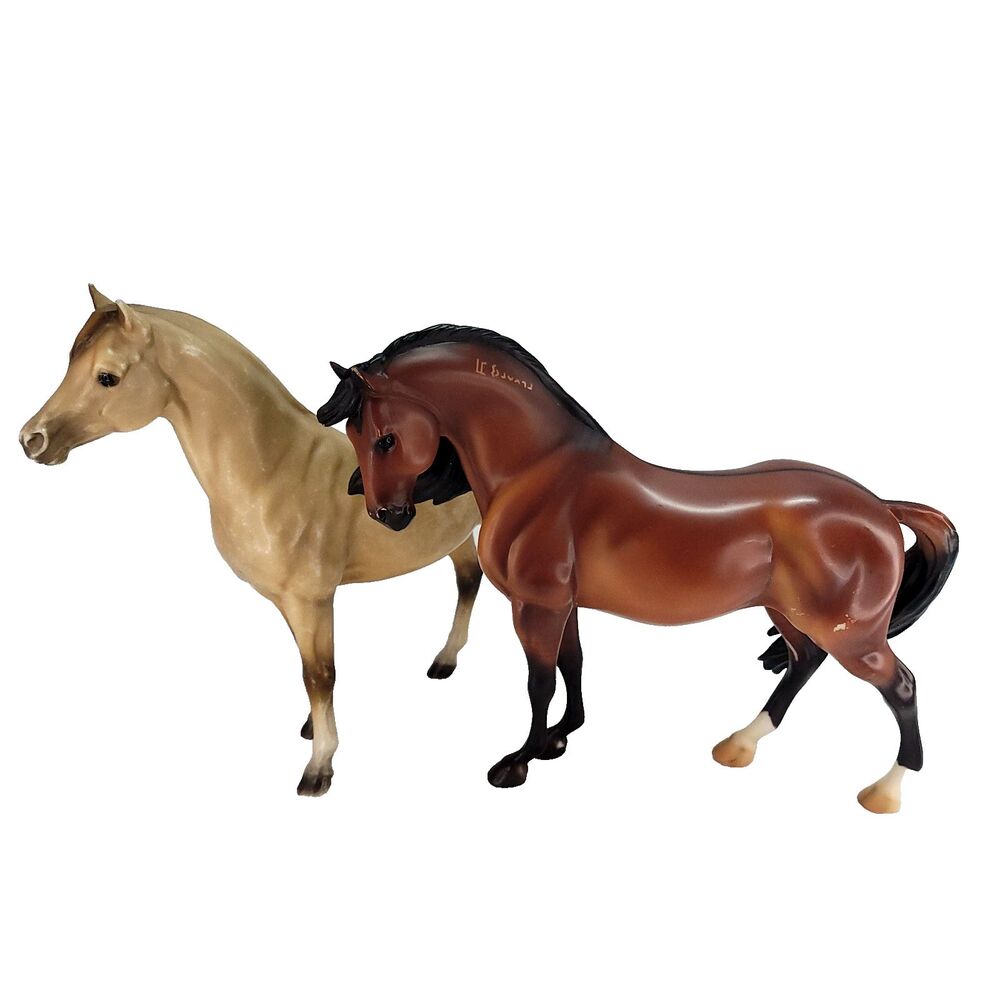 Breyer Padre Bay Mustang Spirit & Proud Arabian Stallion Toy Horse 9" Lot 2